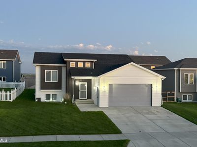 2009 Granite Rd, Watford City, ND, 58854