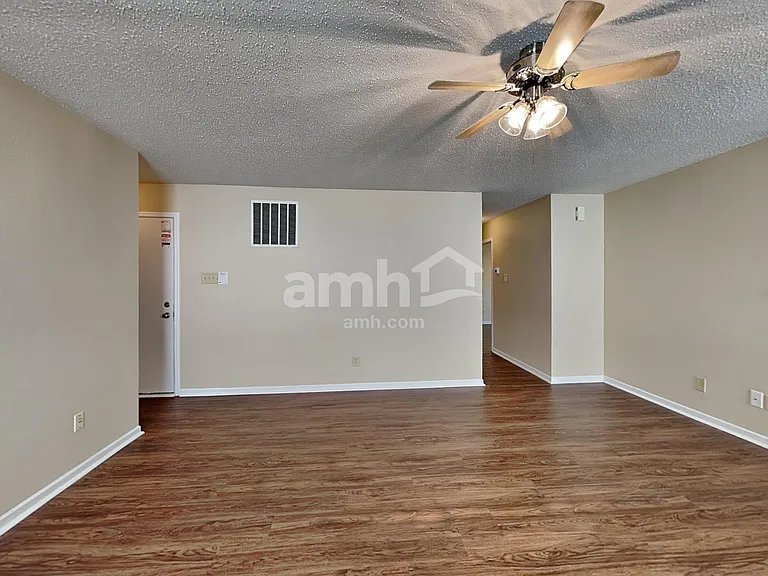 10767 Wymm Ln — Photo 6