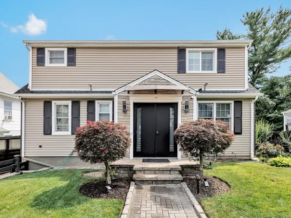 17 Russell Street, Ansonia, CT 06401