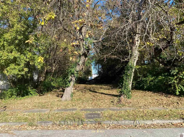 312 N 12th St, Paducah, KY 42001