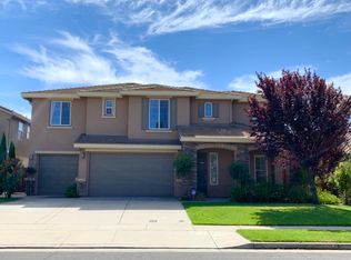 1562 Oak Tree Ln, Stockton, CA 95209