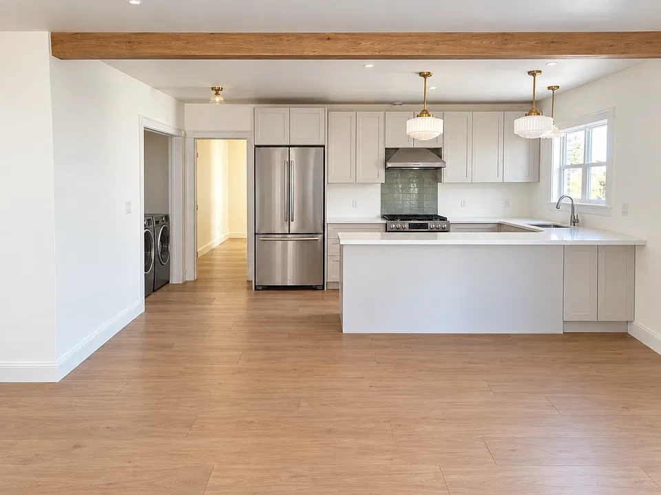 2601 Johnston St #2603