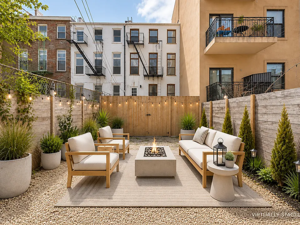 37 Woodhull St #2A