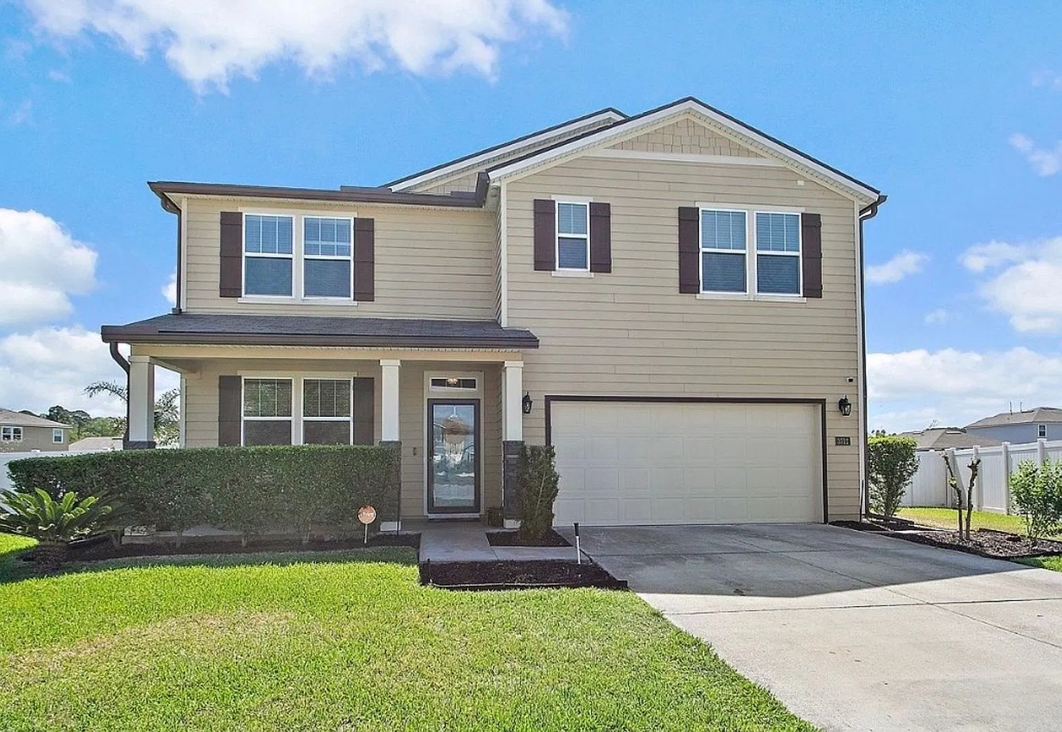 Spacious 5BR House in Jacksonville — Photo 3