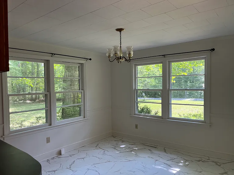 Sparrow Springs Rd — Photo 13