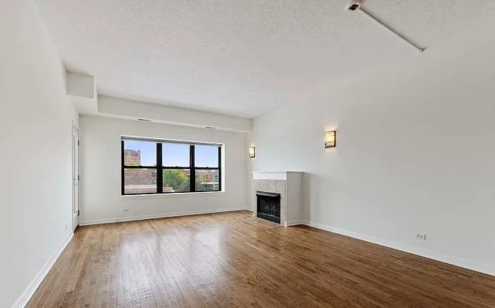 2 bed, $2,850 — Photo 3