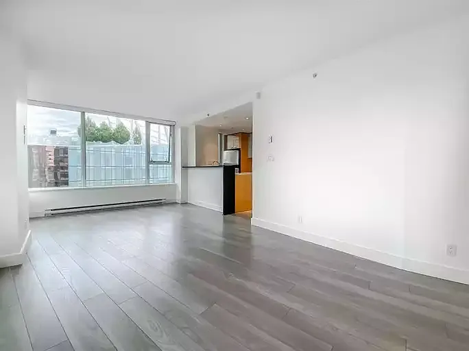 33 Smithe St #2206 — Photo 3