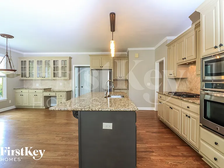 3320 Fairway Bend Dr — Photo 10