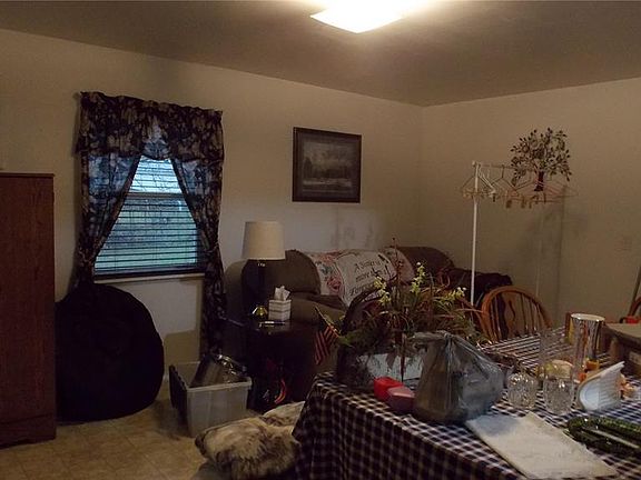 3rd image of 407 1st St