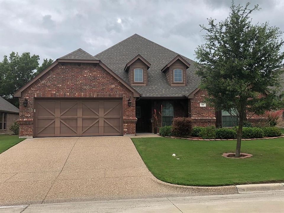 1st image of 111 Chateau Dr