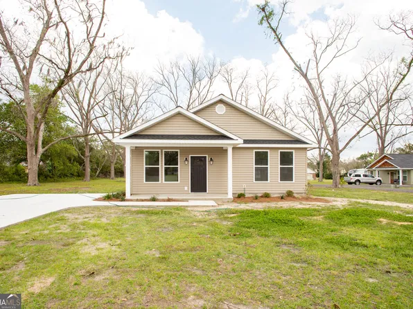 322 Walker St, Blackshear, GA 31516