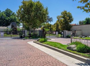 1933 Club Dr, Pomona, CA 91768