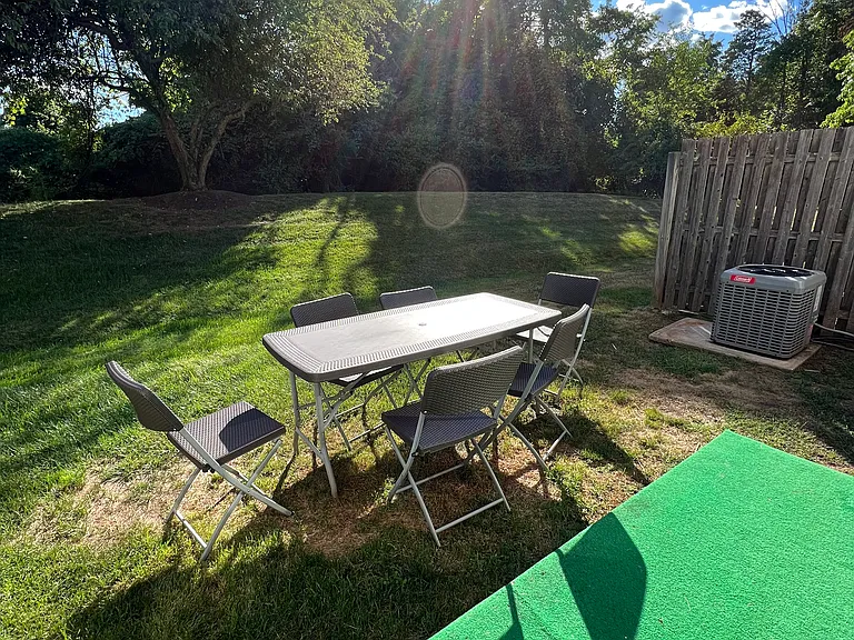 22 Daniel Dr #22 — Photo 11