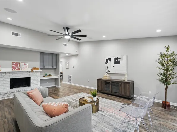 6005 Redwood Ln, Rowlett, TX 75089