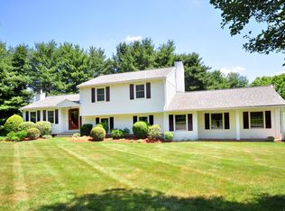 12 McCormick Pl, Bloomfield, CT 06002
