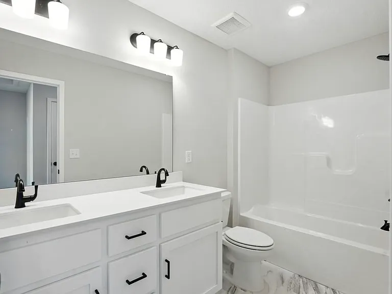 19703 W 195th Pl — Photo 22