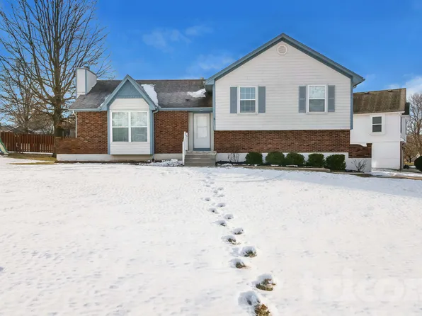 1920 Fairground Dr, Pleasant Hill, MO 64080