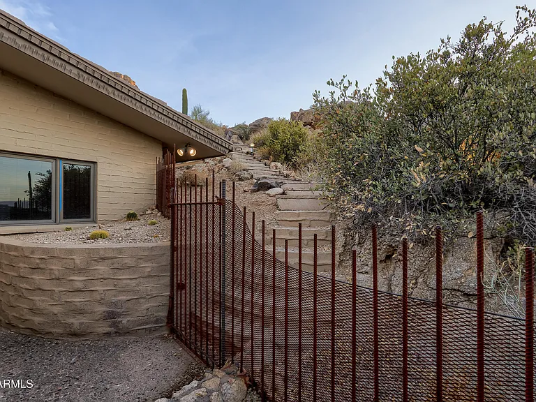 6700 E Hawksnest Rd — Photo 57