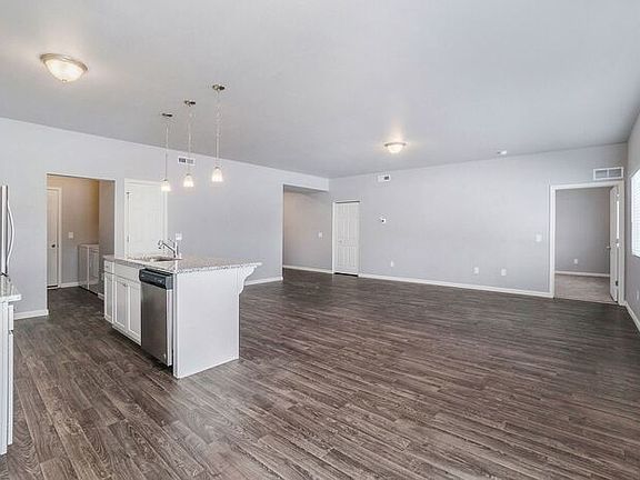 4th image of 10230 Pennridge Dr