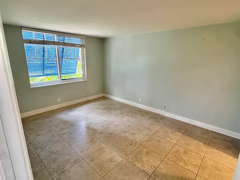 651 E Woolbright Rd #103 — Photo 7
