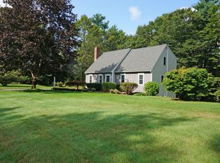 135 Cranberry Dr, Halifax, MA 02338