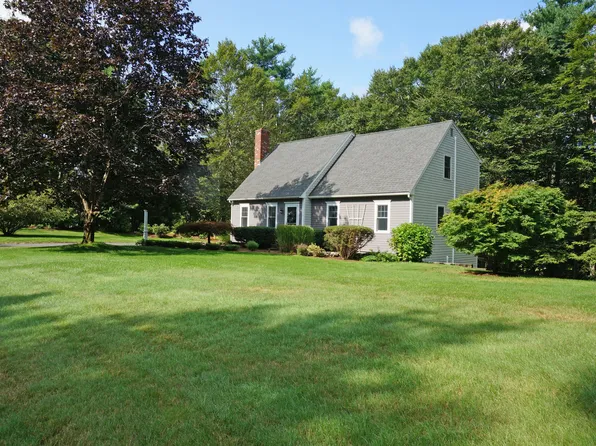 135 Cranberry Drive, Halifax, MA 02338