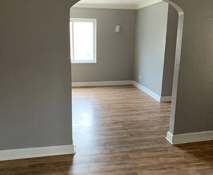 14753 Saint Marys St — Photo 2