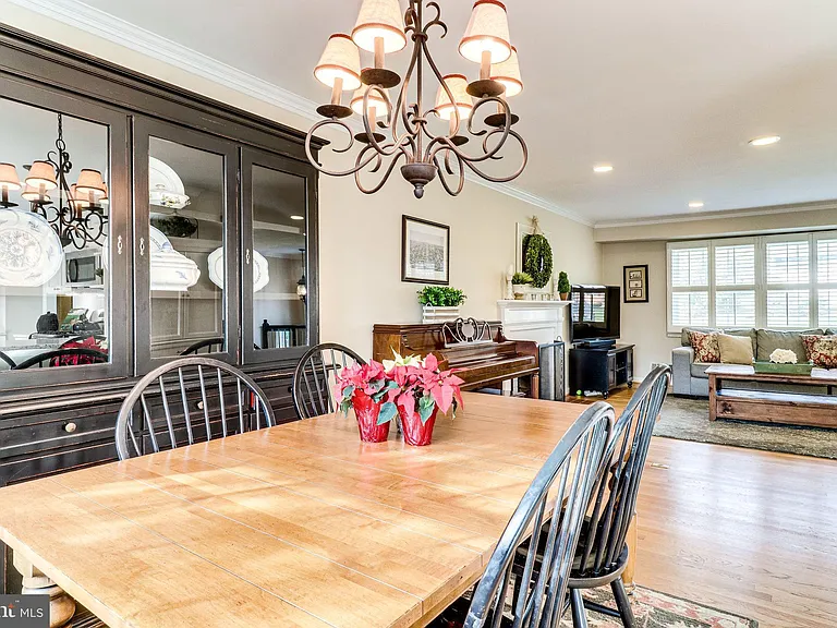 6519 Engel Dr — Photo 18