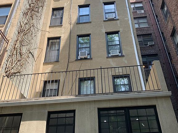 2nd image of 322 E 79th St