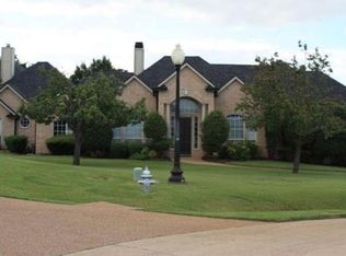 205 N Hill Ct, Double Oak, TX 75077