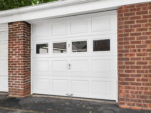 5th image of 179 Christie Hts #B