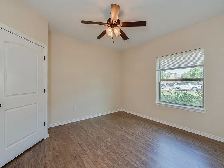 Falcon Point — Photo 115