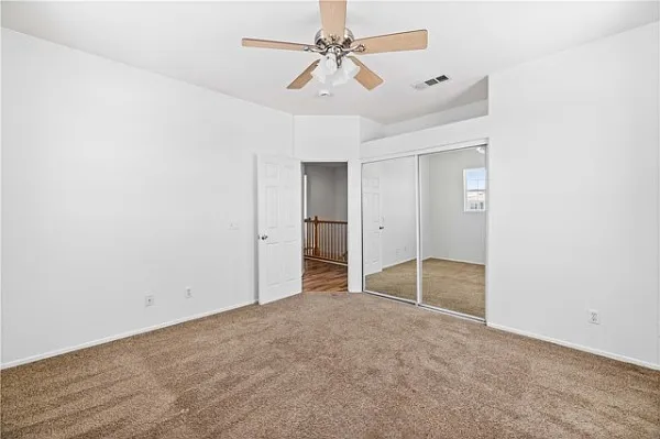 39221 Chantilly Ln — Photo 8