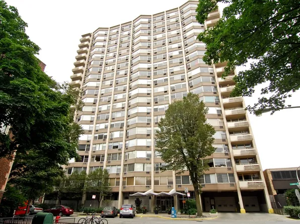 555 W Cornelia Ave, Chicago, IL