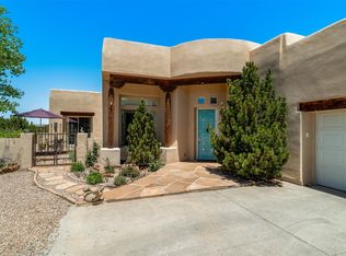 79 E Chili Line Rd, Santa Fe, NM 87508