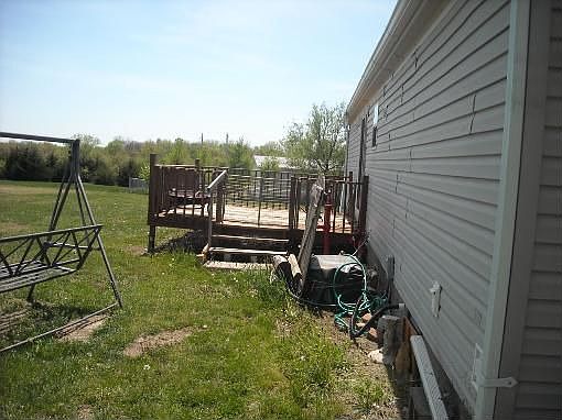 2nd image of 10522 Fox Ln