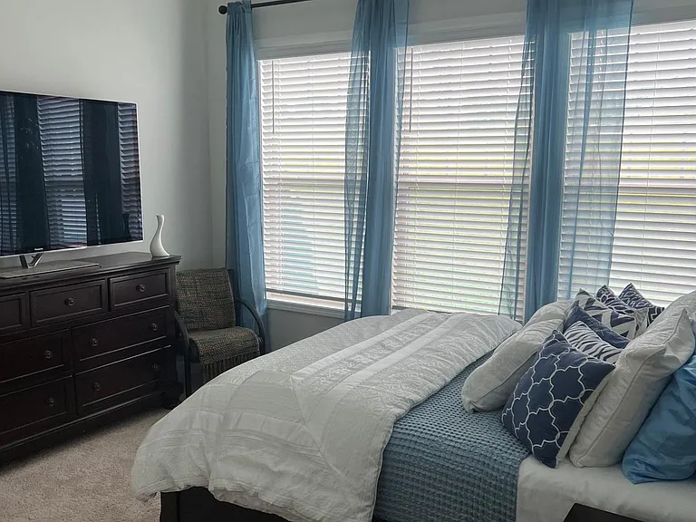 1001 Jarrett Bay Rd — Photo 5