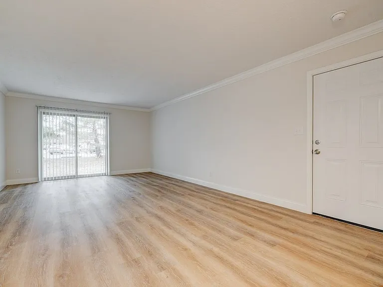5562 E Virginia St — Photo 24