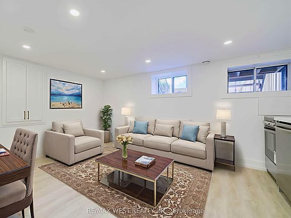 2nd image of 129 Curzon St