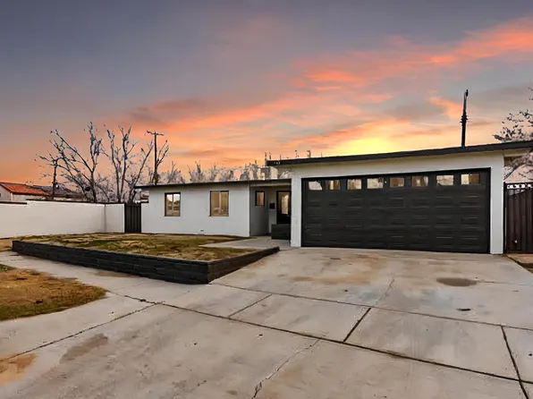 708 W Avenue H #13, Lancaster, CA 93534