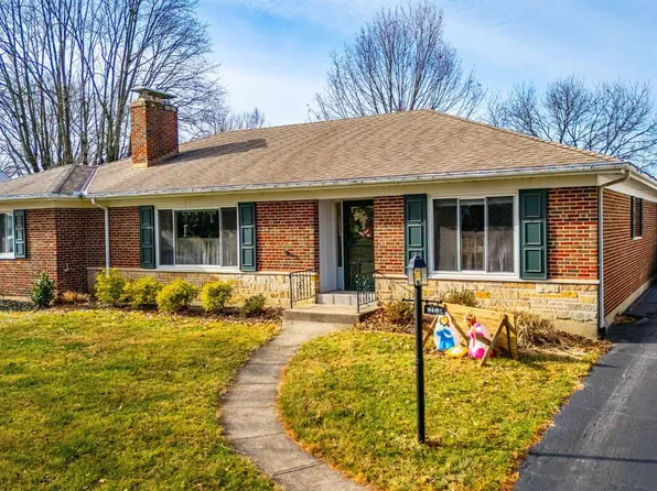 8101 Sagamore Dr, Cincinnati, OH 45236