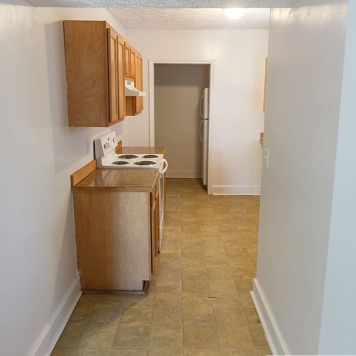 323 W Madison, Lansing, MI 48915 Zillow