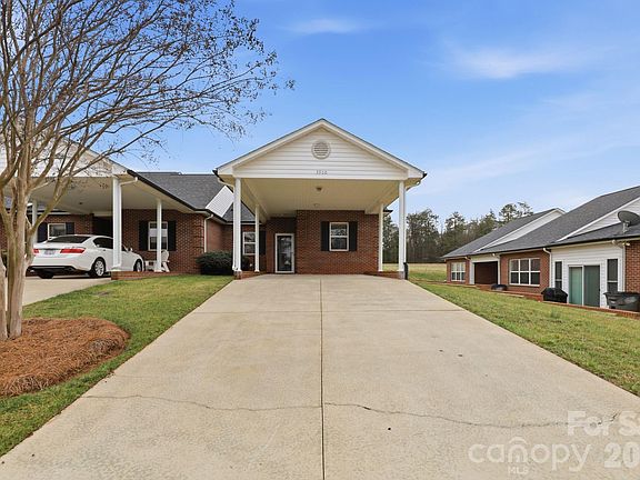 5th image of 3900 Azalea Trl