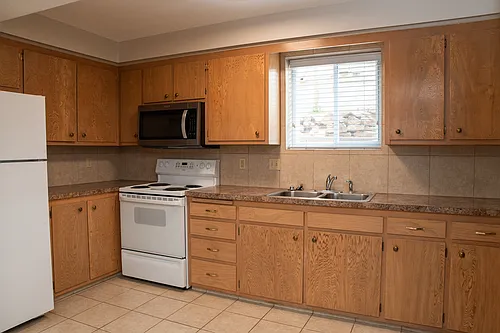 4919 Davenport St #2 Photo 1
