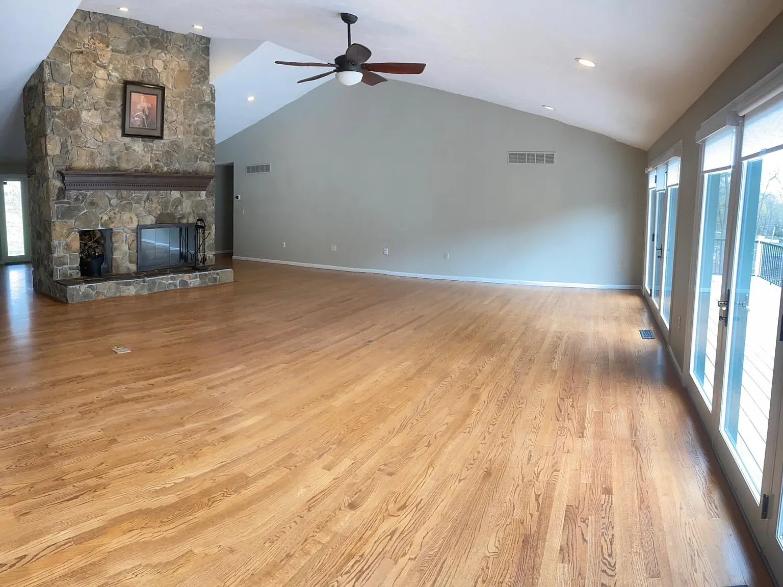 3 bed, 2.5 bath, 3000 sqft, $3,700 — Photo 4
