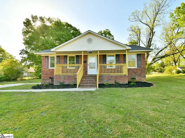 218 Shands St, Clinton, SC 29325