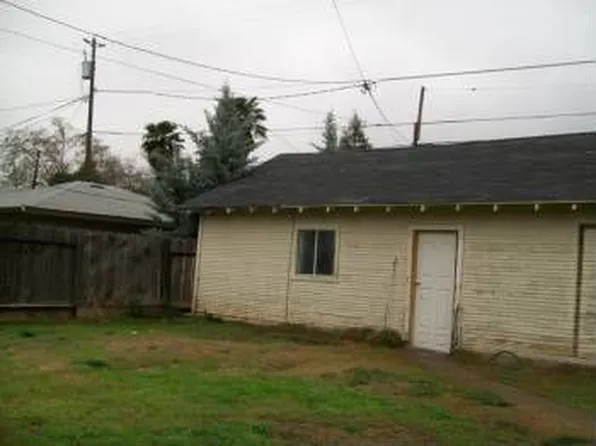 127 W 21st St, Merced, CA 95340