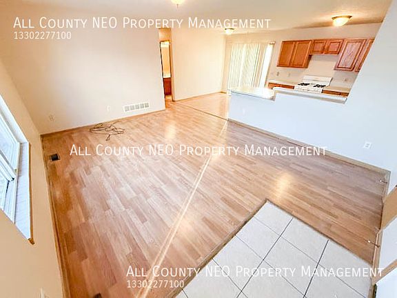 2nd image of 948 Palmetto Ave