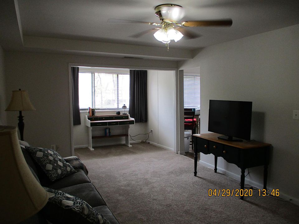 1st image of 150A Royal Oak Dr