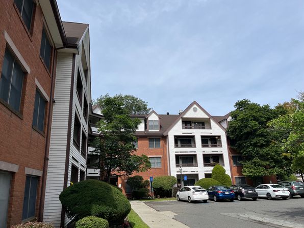 324 Washington St APT 301